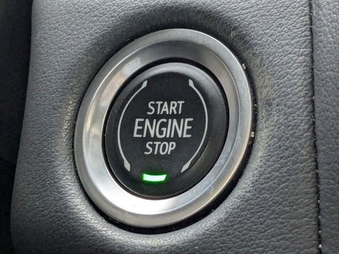 Used 2022 GMC Yukon SLT w/ SLT Luxury Package image 37