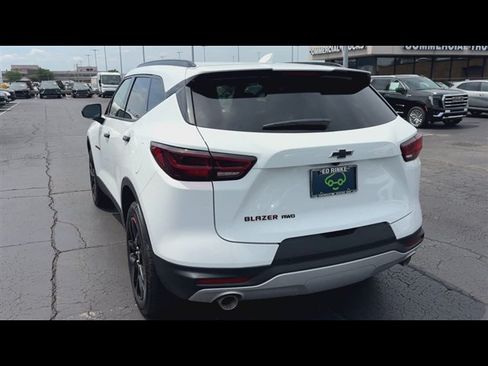 Certified 2025 Chevrolet Blazer LT w/ Redline Edition AWD/4WD image 7