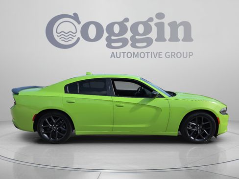 Used 2023 Dodge Charger SXT w/ Blacktop Package RWD image 6