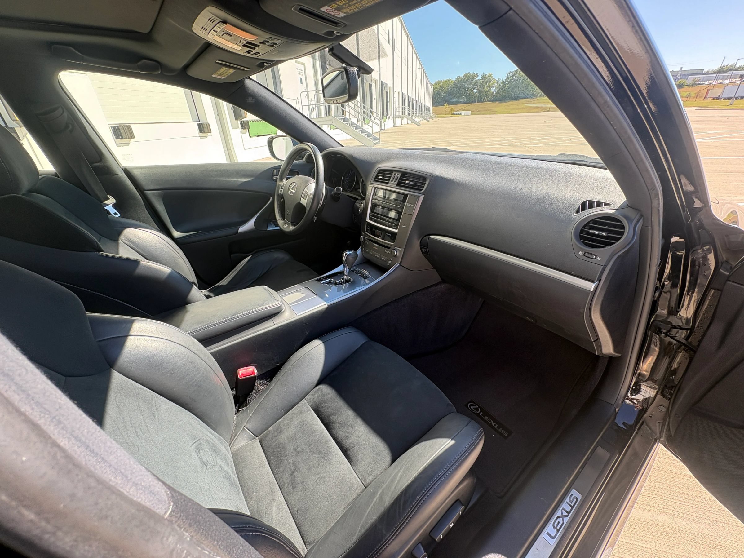 Used 2013 Lexus IS 250 w/ F-Sport Pkg w/Summer Tires RWD image 17