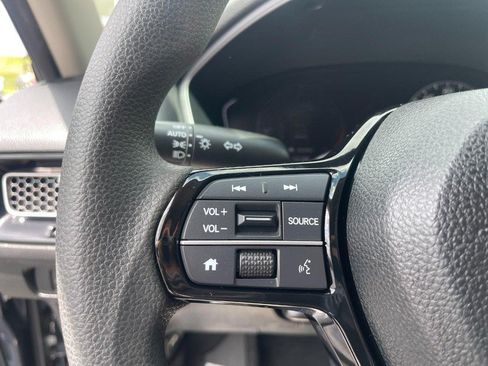 Used 2023 Honda Civic LX image 17