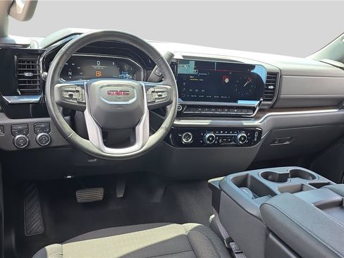 Used 2024 GMC Sierra 1500 Elevation AWD/4WD image 18