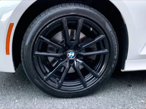 Used 2021 BMW 330i xDrive Sedan w/ Convenience Package AWD/4WD image 9