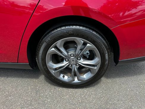 Used 2024 Honda Accord EX image 11