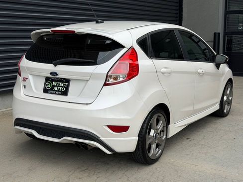 Used 2018 Ford Fiesta ST FWD image 12