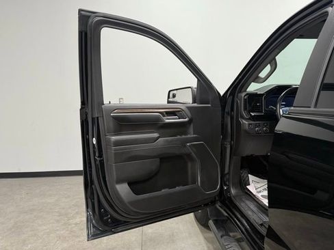 Used 2022 Chevrolet Silverado 1500 LT image 14