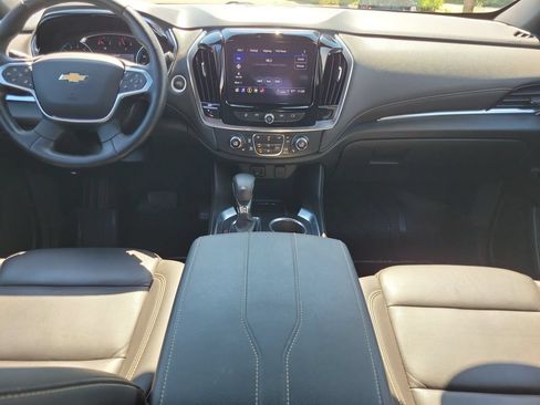 Used 2023 Chevrolet Traverse LT w/ LPO, Floor Liner Package FWD image 15