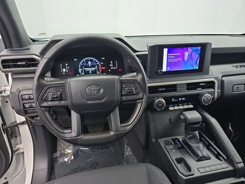 Used 2024 Toyota Tacoma SR image 23