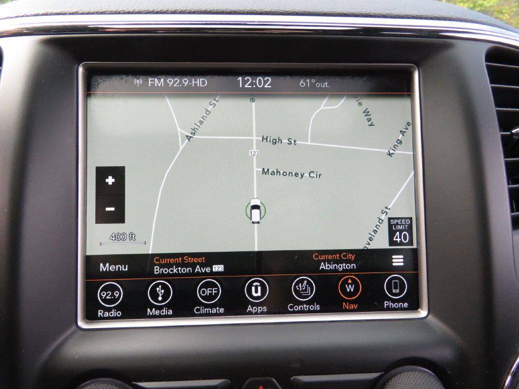 Used 2018 Jeep Grand Cherokee Altitude AWD/4WD image 26