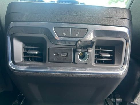 Used 2022 Chevrolet Silverado 3500 High Country w/ LPO, Hitch Package AWD/4WD image 12