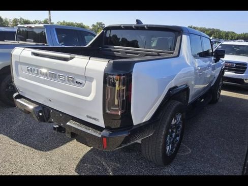 Used 2025 GMC Hummer EV 3X AWD/4WD image 4
