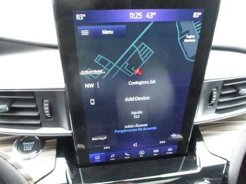 Used 2023 Ford Explorer Limited w/ Limited Technology Package image 11