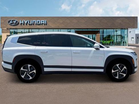 New 2026 Hyundai Ioniq 9 S w/ Tow & Go Package image 15