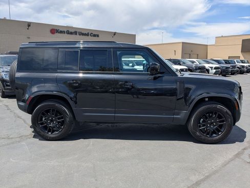 Used 2025 Land Rover Defender 110 S AWD/4WD image 2