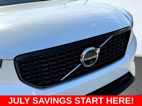 Used 2026 Volvo XC40 B5 Plus AWD/4WD image 41