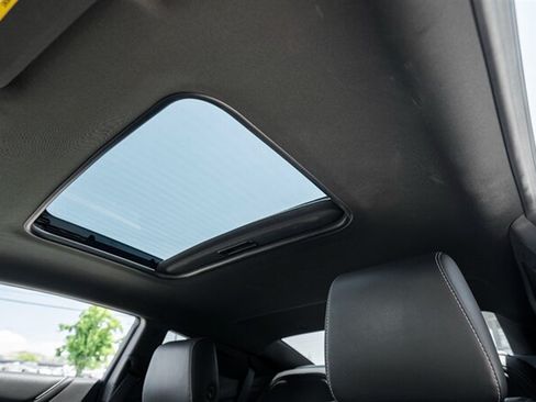 Used 2016 Chevrolet Camaro SS RWD image 21