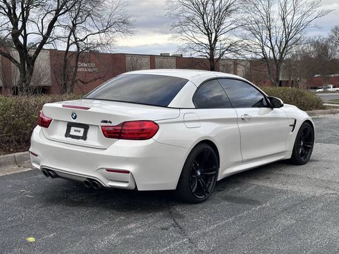 Used 2016 BMW M4 Convertible w/ Executive Package RWD image 8