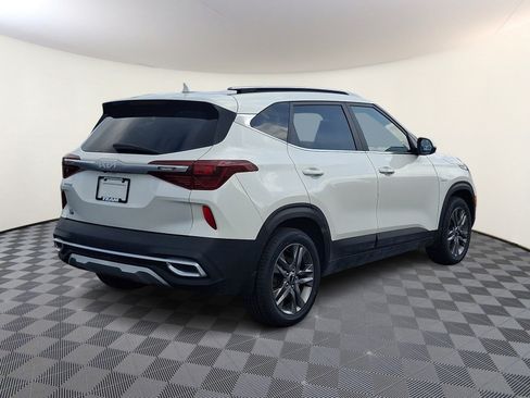Used 2023 Kia Seltos S w/ Navigation Package AWD/4WD image 6