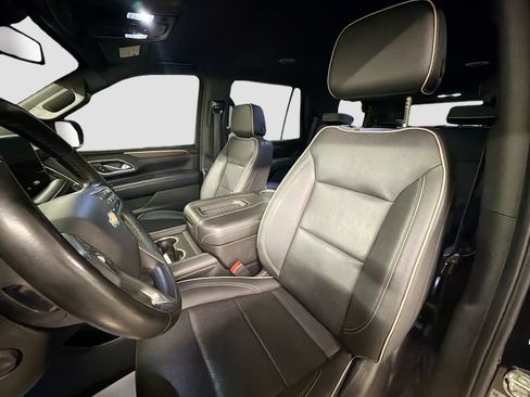 Used 2023 Chevrolet Tahoe Premier RWD image 5