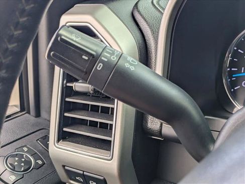 Used 2019 Ford F250 Lariat w/ Lariat Ultimate Package AWD/4WD image 14