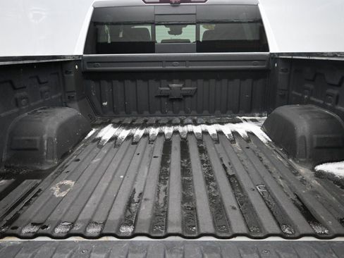 Used 2023 Chevrolet Silverado 1500 LTZ w/ LTZ Premium Package image 18