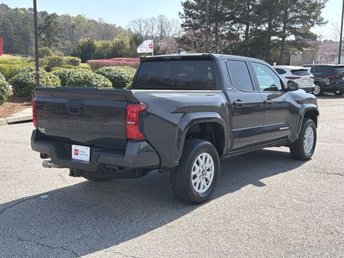 Certified 2025 Toyota Tacoma SR5 image 17