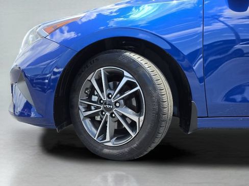 Used 2024 Kia Forte LXS w/ LXS Technology Package FWD image 40