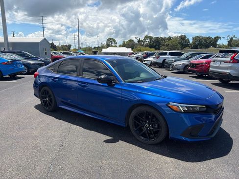Used 2022 Honda Civic Sport image 1