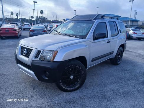 Used 2014 Nissan Xterra S RWD image 2