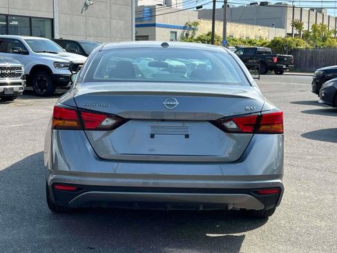 Used 2023 Nissan Altima 2.5 SV FWD image 6