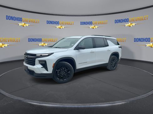 New 2026 Chevrolet Traverse LT w/ Midnight/Sport Edition AWD/4WD image 7