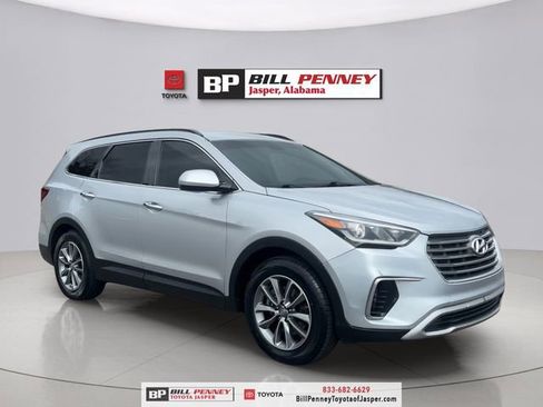 Used 2017 Hyundai Santa Fe SE image 7