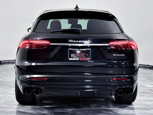 Used 2023 Maserati Grecale Modena AWD/4WD image 8