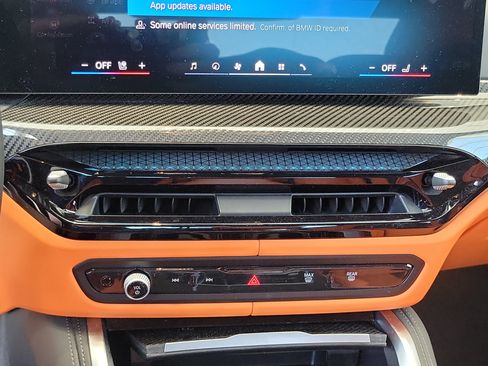 Used 2025 BMW M3 Competition AWD/4WD image 19