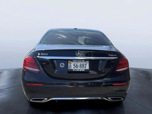 Used 2017 Mercedes-Benz E 300 4MATIC w/ Premium 1 Package image 4