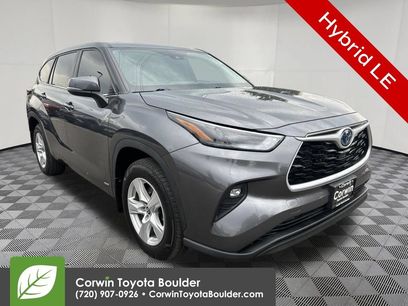 Used 2024 Toyota Highlander LE