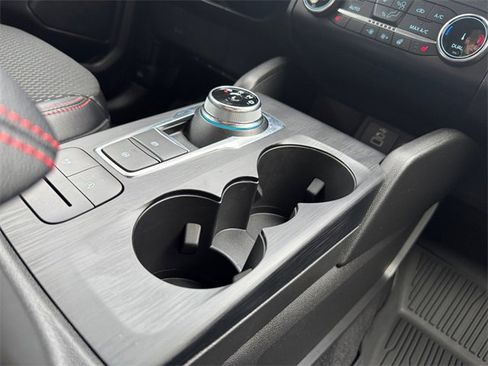 Used 2025 Ford Escape ST-Line image 19