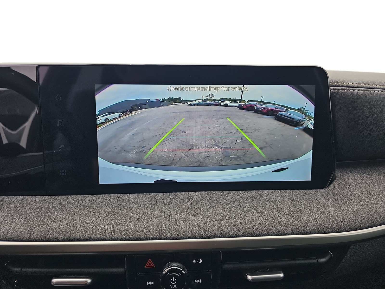 Used 2026 Nissan Kicks SV w/ SV Premium Package FWD image 20