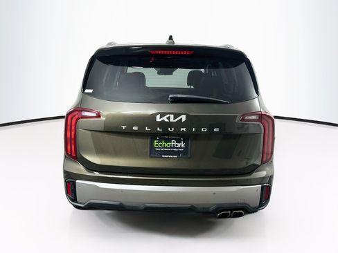 Used 2025 Kia Telluride S FWD image 7