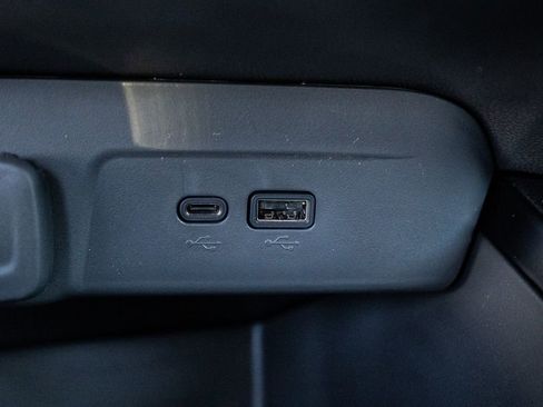 New 2026 Chevrolet Trax LT image 24