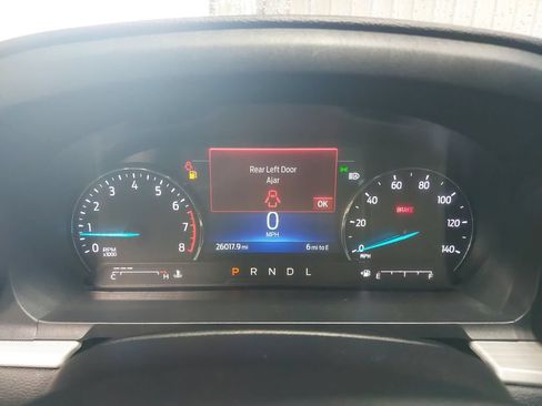 Used 2022 Ford Explorer XLT w/ Equipment Group 202A AWD/4WD image 20