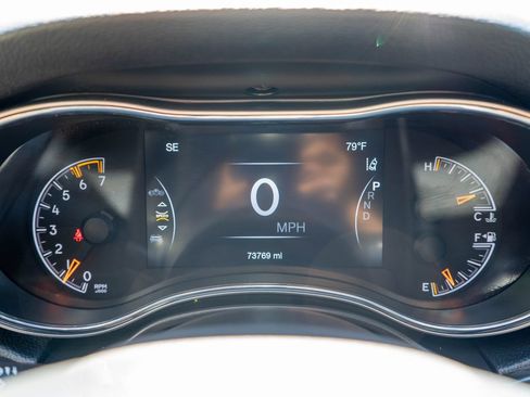 Used 2021 Jeep Grand Cherokee Limited w/ Luxury Group II AWD/4WD image 22