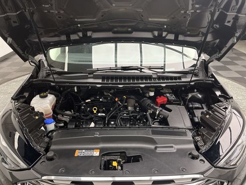 Certified 2019 Ford Edge Titanium w/ Equipment Group 301A FWD image 32
