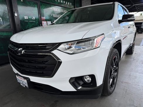 Used 2018 Chevrolet Traverse Premier w/ Redline Edition AWD/4WD image 3
