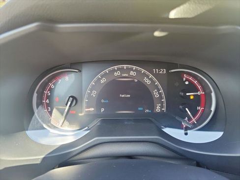 Certified 2025 Toyota RAV4 LE image 32