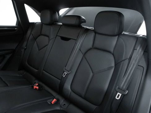 New 2026 Porsche Macan S AWD/4WD image 38