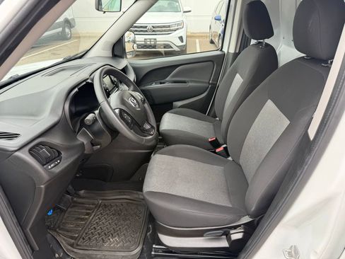 Used 2021 RAM ProMaster City Tradesman SLT w/ Window Group 05 FWD image 5