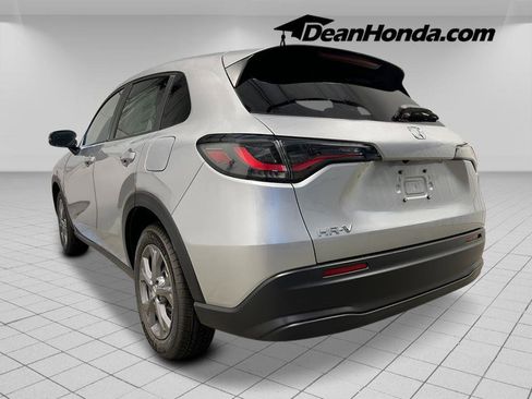 New 2026 Honda HR-V LX image 3