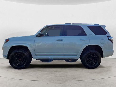 Used 2023 Toyota 4Runner Limited image 2