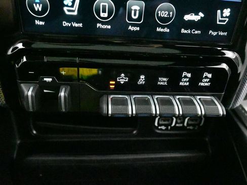 Used 2020 RAM 1500 Limited w/ Advanced Safety Group AWD/4WD image 15